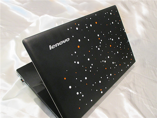 Motiv tečky samolepka na notebook, Motiv tečky nálepky na notebook, Motiv tečky dekorace na notebook, Motiv tečky tapety na notebook, Motiv tečky samolepící dekor na notebook