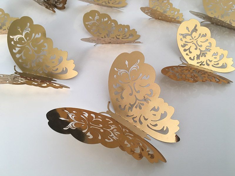 3D dekorace motýlci zlatí, 3D samolepky na zeď motýli zlatí, 3D nálepky na zeď motýlci zlatí, 3D dekorace na stěnu motýlci zlatí