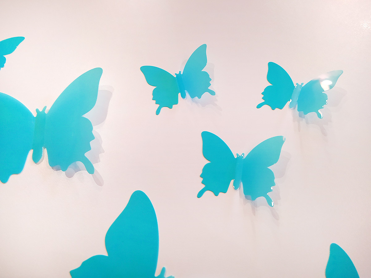 3D dekorace motýli světle modrá, 3D samolepky na zeď motýli světle modrá, 3D nálepky na zeď motýlci světle modrá, 3D dekorace na stěnu motýlci světle modrá