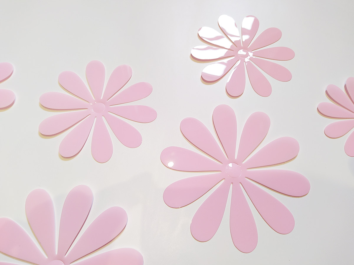 3D dekorace květy růžové, 3D samolepky na zeď kytičky růžová, 3D nálepky na zeď květy růžové, 3D dekorace na stěnu kytičky růžová
