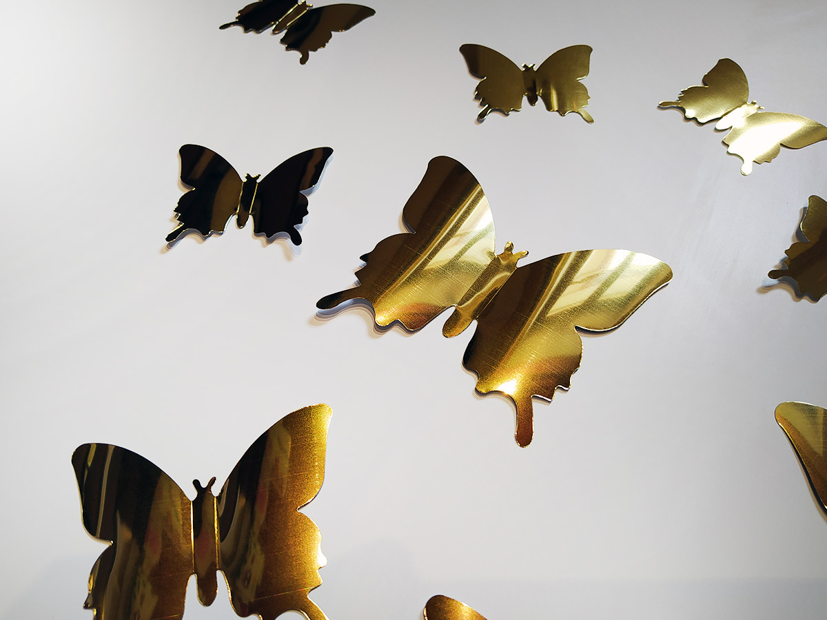 3D dekorace motýli metalická zlatá, 3D samolepky na zeď motýli metalická zlatá, 3D nálepky na zeď motýlci metalická zlatá, 3D dekorace na stěnu motýlci metalická zlatá