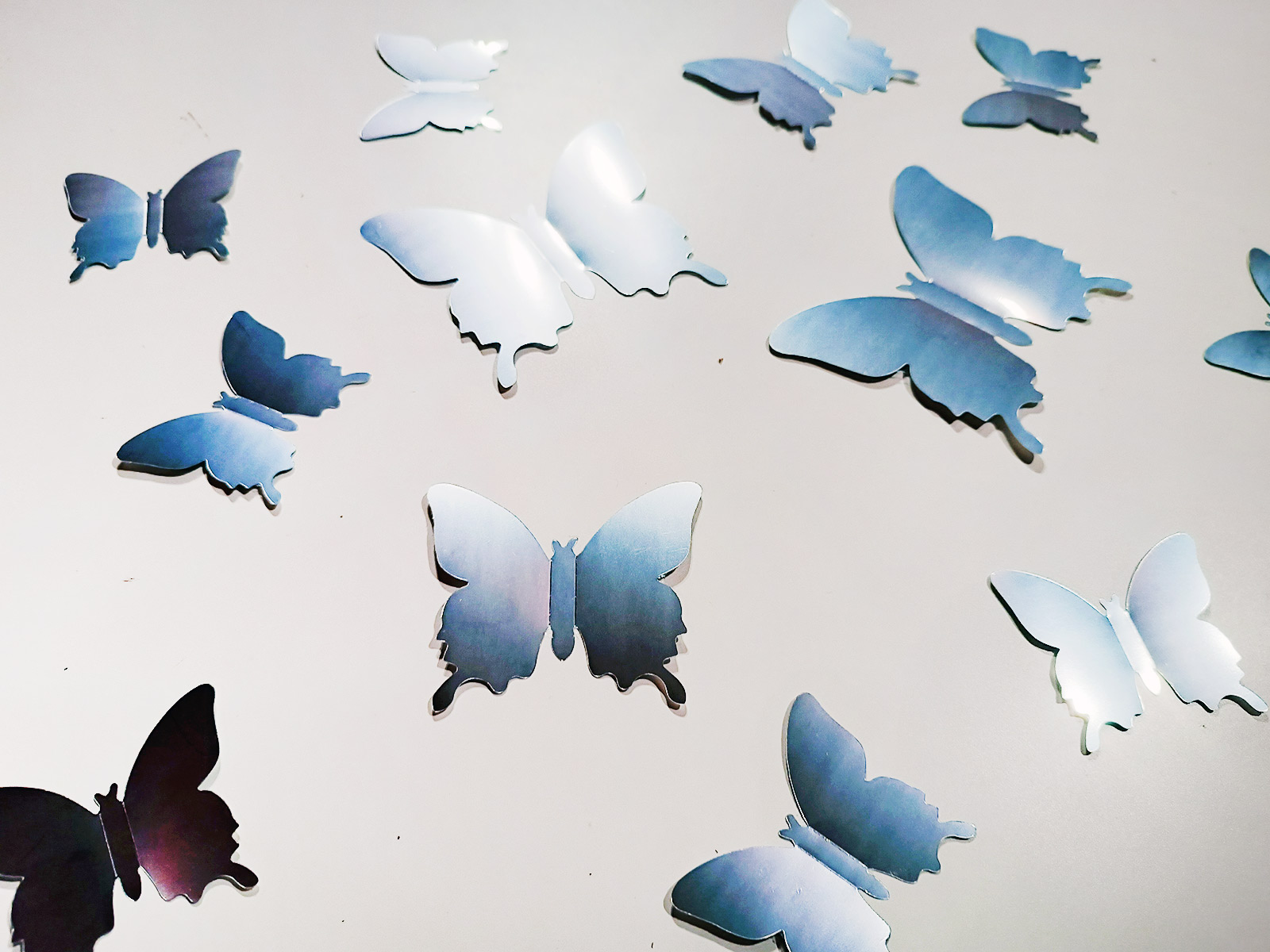 3D dekorace motýli zrcadloví, 3D samolepky na zeď motýli zrcadloví, 3D nálepky na zeď motýlci zrcadloví, 3D dekorace na stěnu motýlci zrcadloví